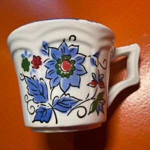 New with tags. Beautiful blue floral terra stone stoneware cup. Made in Japan